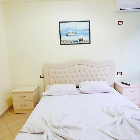 Vila Vera Durres Exterior photo