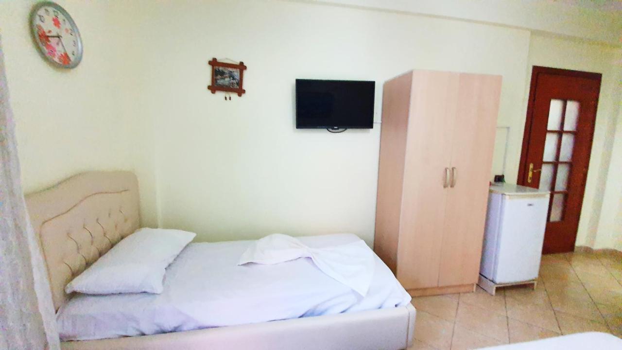 Vila Vera Durres Exterior photo