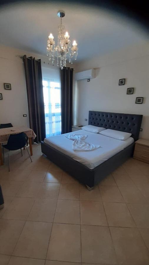 Vila Vera Durres Exterior photo